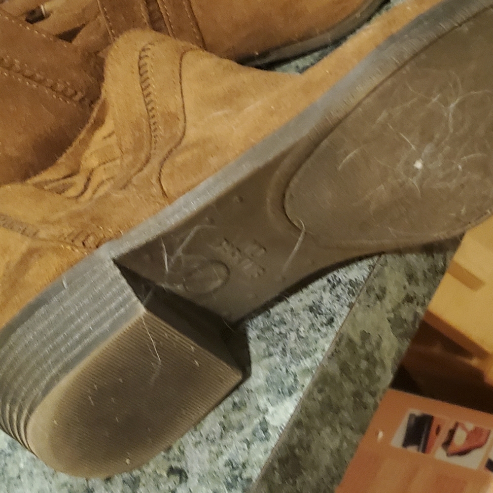 Boots - Picture 2 of 2